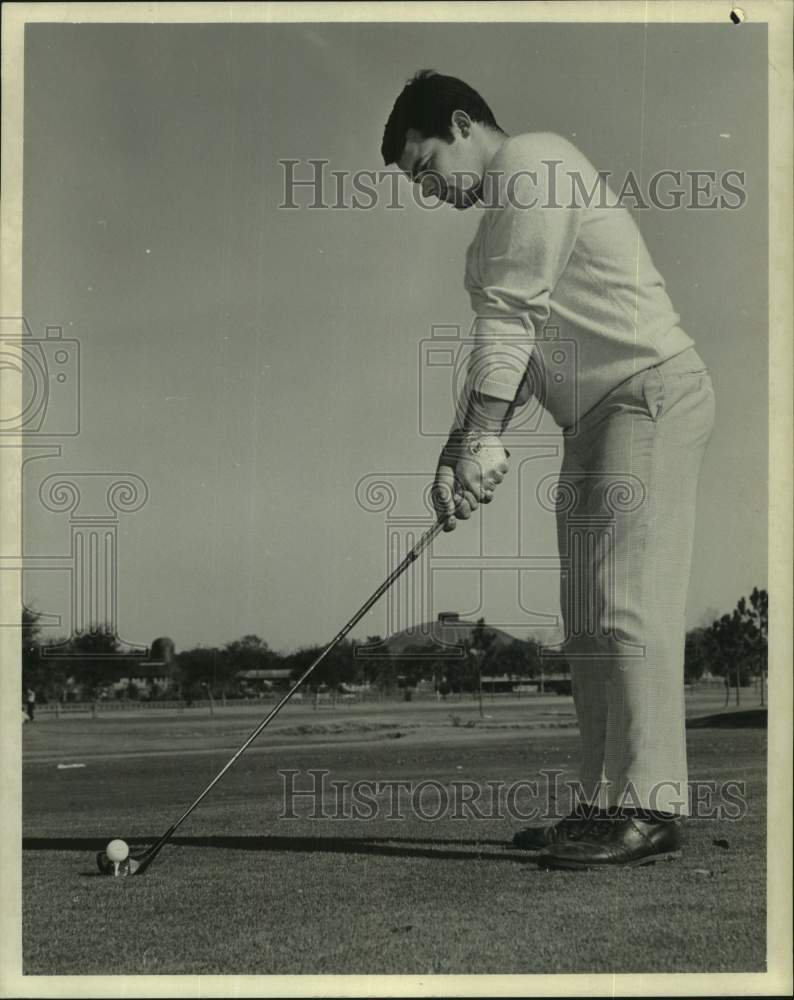 1969 Press Photo Golfer Jim Wittenberg on the course in New Orleans.- Historic Images
