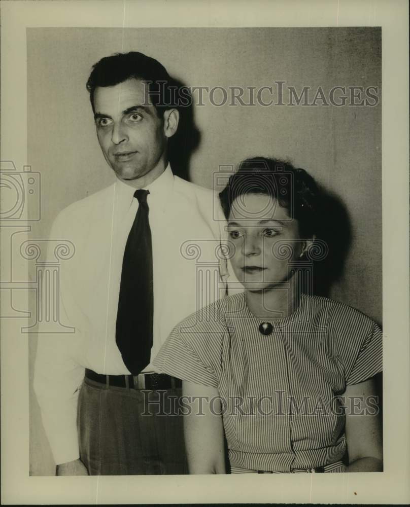 1948 Press Photo Frank Wynn and Fashion Designer Hermione Wynn of New Orleans