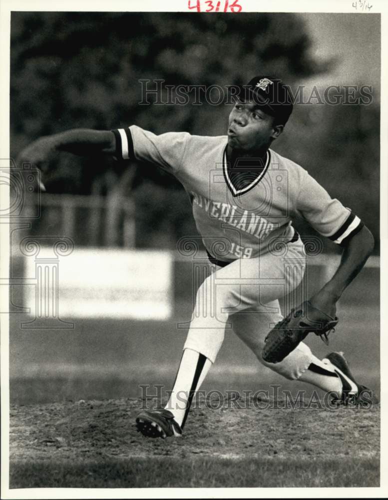 1985 Press Photo Gerald Williams of Riverlands baseball team pitching.- Historic Images