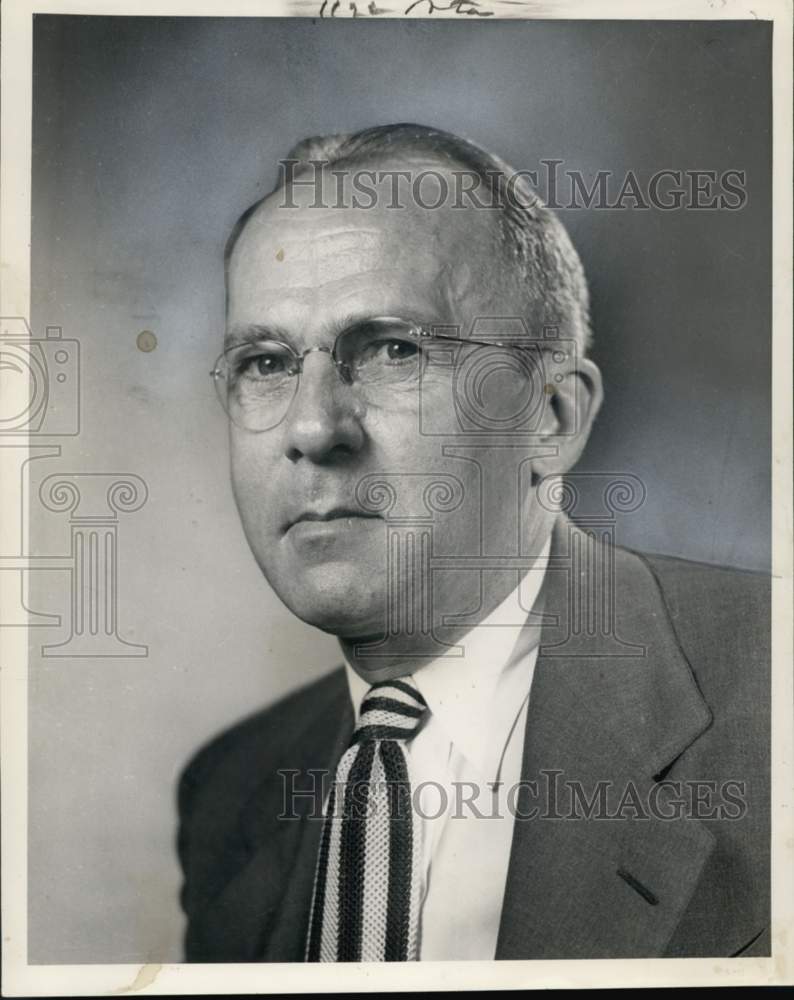 1951 Press Photo Tulane basketball coach Cliff Wells - noc49242- Historic Images