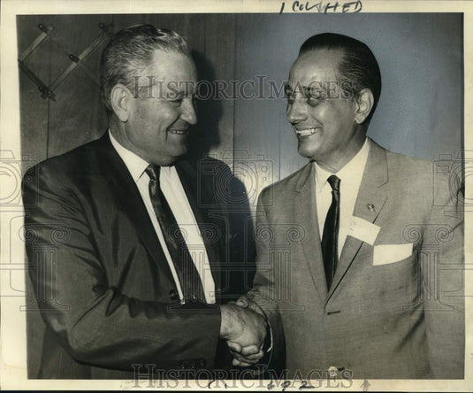 1968 Press Photo Joseph Ventola shakes hands with another Fairmont Park officer- Historic Images