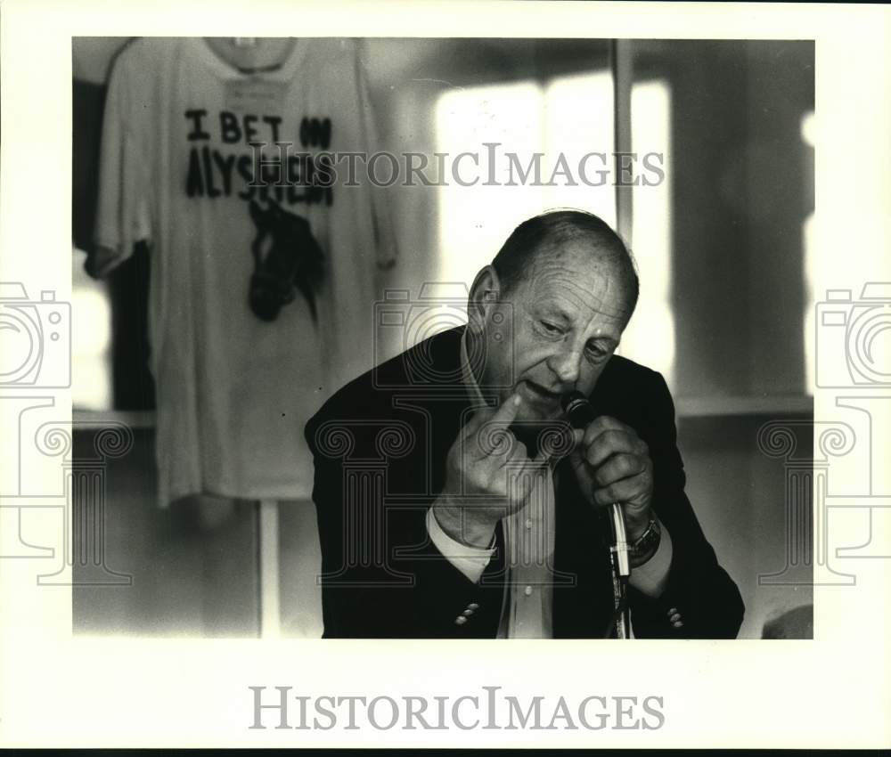 1987 Press Photo Jack Van Berg, Trainer in the Kentucky Derby - noc51451- Historic Images