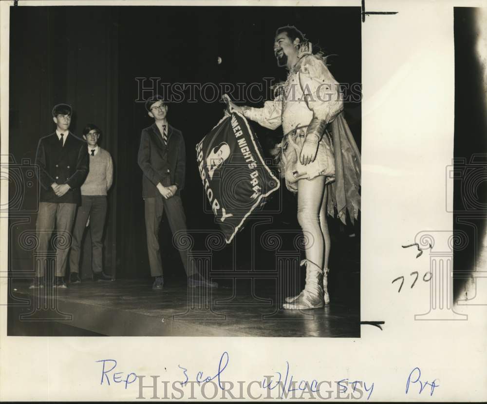 1967 Press Photo Repertory Theater New Orleans Cast and East Jefferson Students