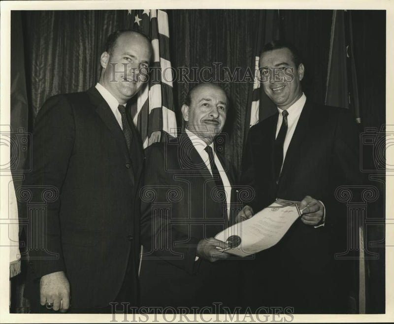 Load image into Gallery viewer, 1967 Press Photo Mayor Victor H. Schiro Declares Insurance Week in New Orleans
