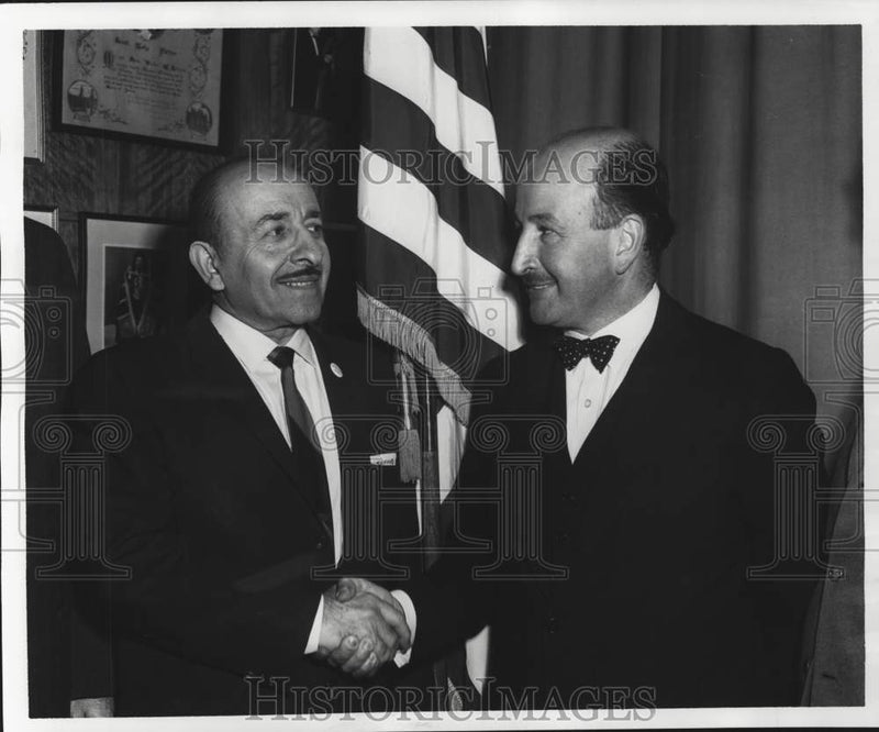 Load image into Gallery viewer, 1965 Press Photo Mayor Victor Schiro and Argentine consul general Rafael Vazquez
