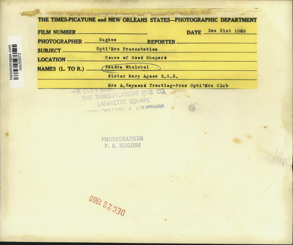 1960 Press Photo Opti' Mrs. Presentation at House of Good Sheperd - noc53573