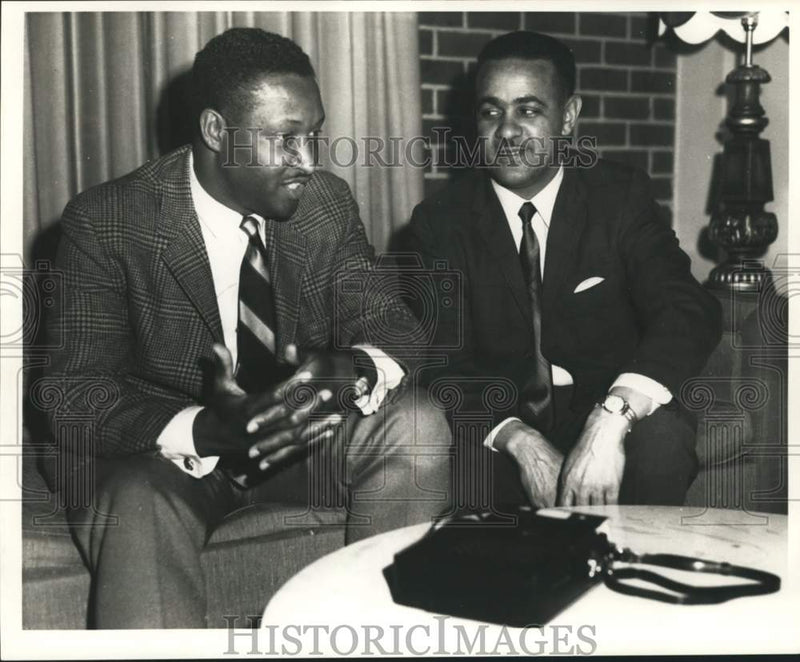 Load image into Gallery viewer, 1969 Press Photo Warren White, pres. of Louisiana Education Assoc., Orleans unit
