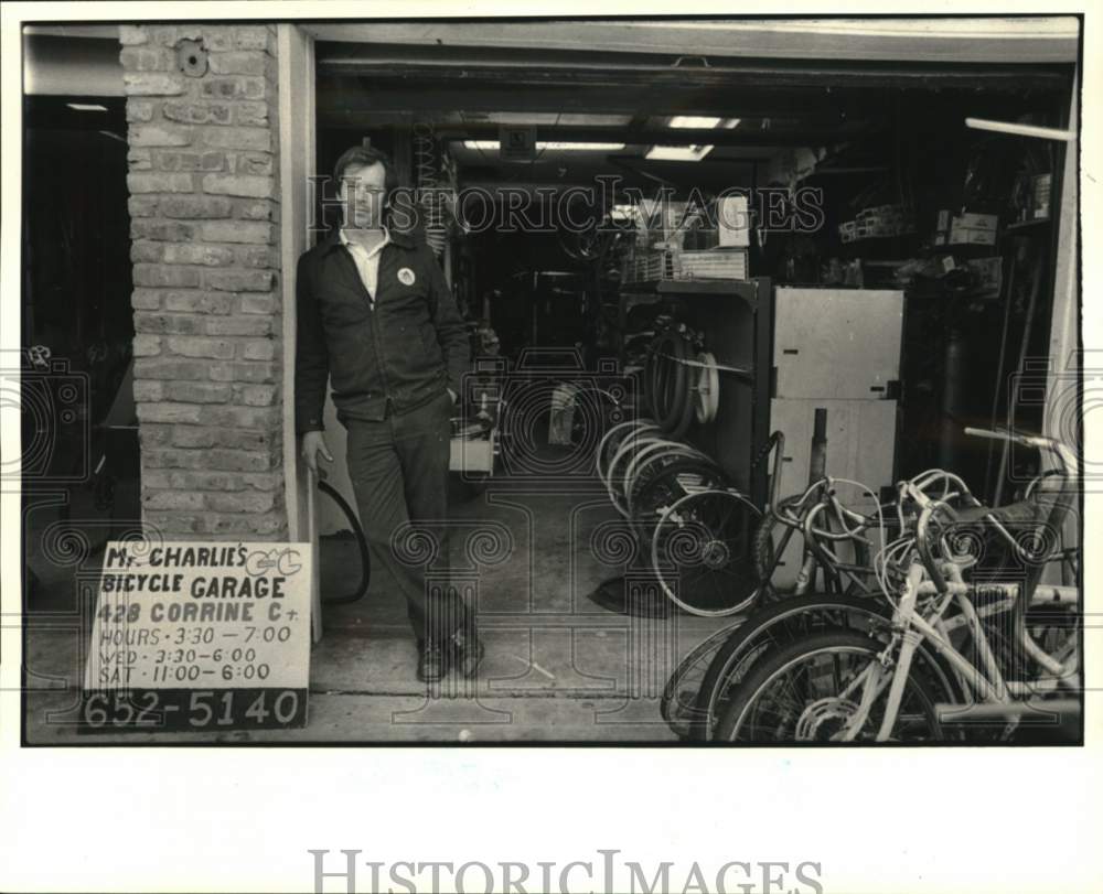 1984 Press Photo Charlie Watkins, Owner of Bicycle Garage, Louisiana - noc54049- Historic Images