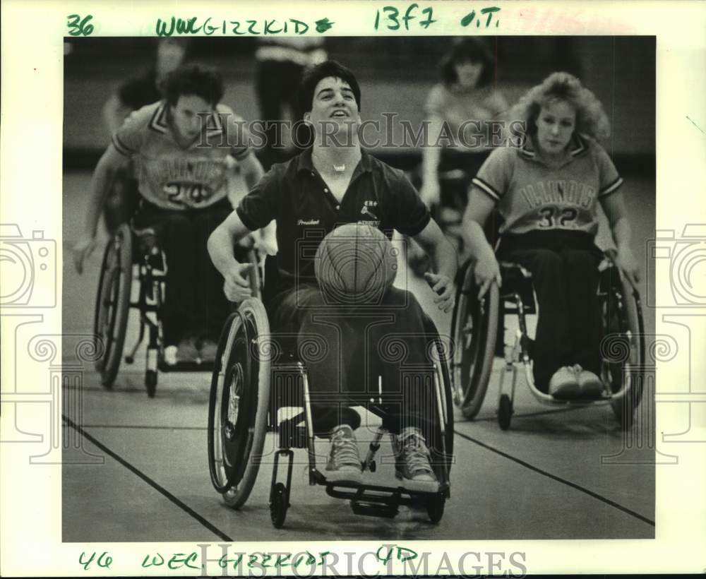 1986 Press Photo Wheelchair basketball game played at Chalmette Middle School- Historic Images