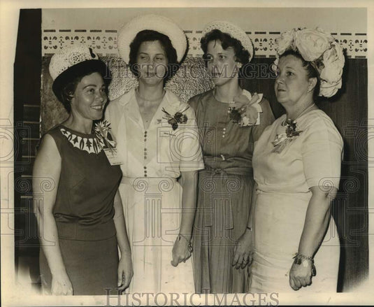 1965 Press Photo Members of Veterinary Association Meet At Arnauds - noc55728