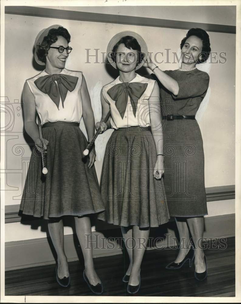 1962 Press Photo Cast of &quot;What Makes Polly Tick?&quot;- Parent-Teacher Association
