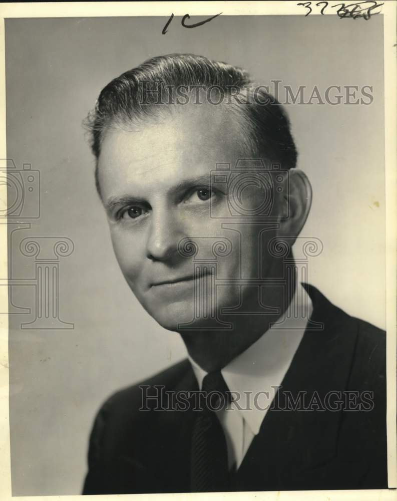 1961 Press Photo Frank Webster, executive secretary of American Thoracic Society