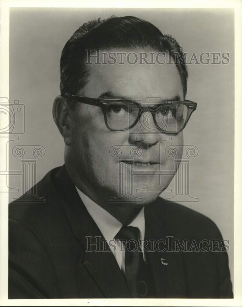 1968 Press Photo Kenneth R. Wells, Ray Geophysical Division, Mandrel Industries