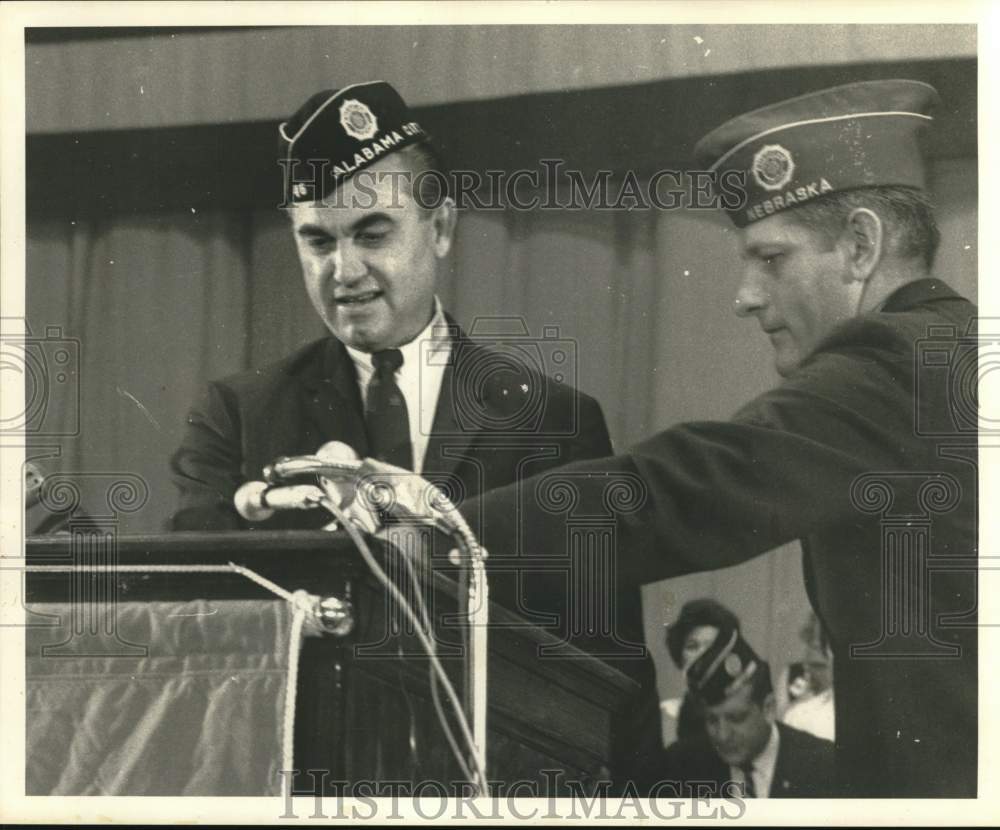 1968 Press Photo Alabama Governor George C. Wallace addressing the Legionaries
