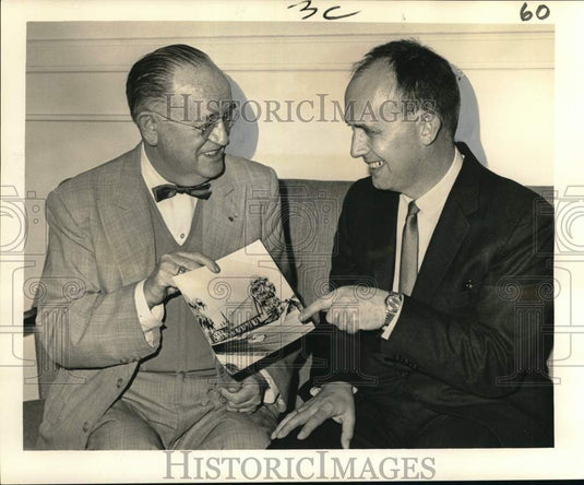 1965 Press Photo Trustee Harold Werner & Arnold Skogen examine new church