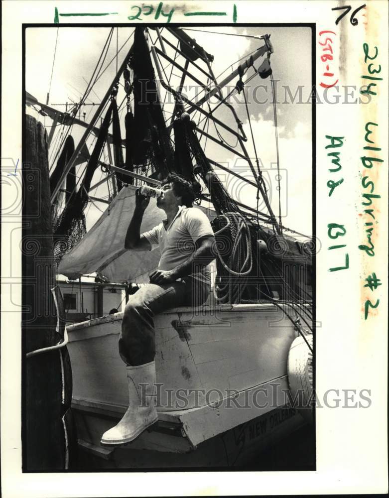 1982 Press Photo Brown shrimp are plentiful; so are the boats - noc57943- Historic Images