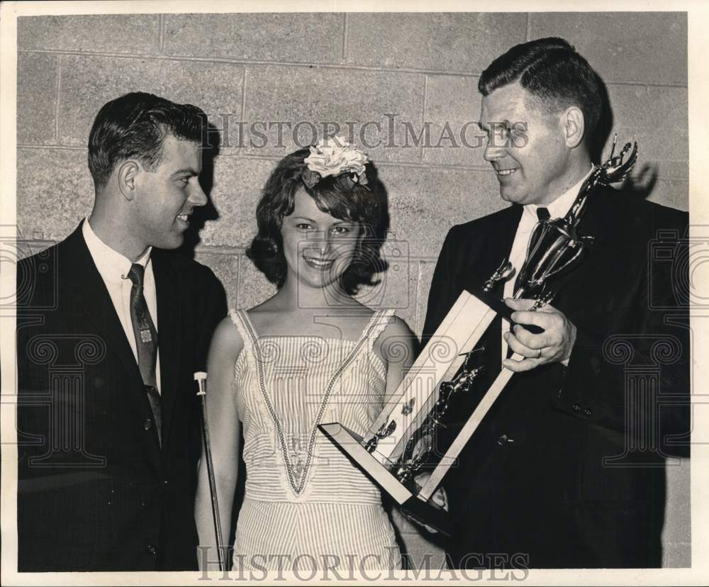 1964 Press Photo Baton Twirling Contest winner at Redemptorist High School- Historic Images