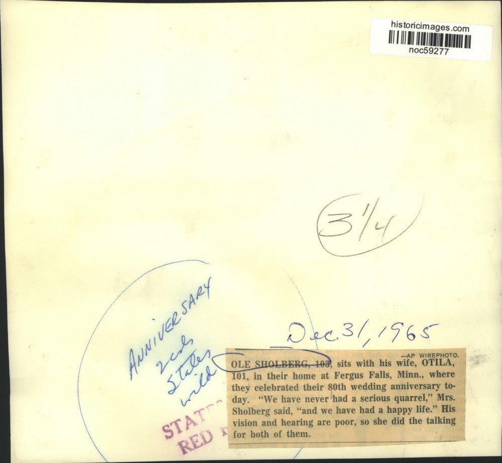 1965 Press Photo Ole and Otila Sholberg celebrate 80th wedding anniversary in MN