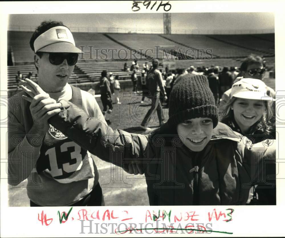 1986 Press Photo Curt Currera wins 50-meter dash at the Special Olympics- Historic Images