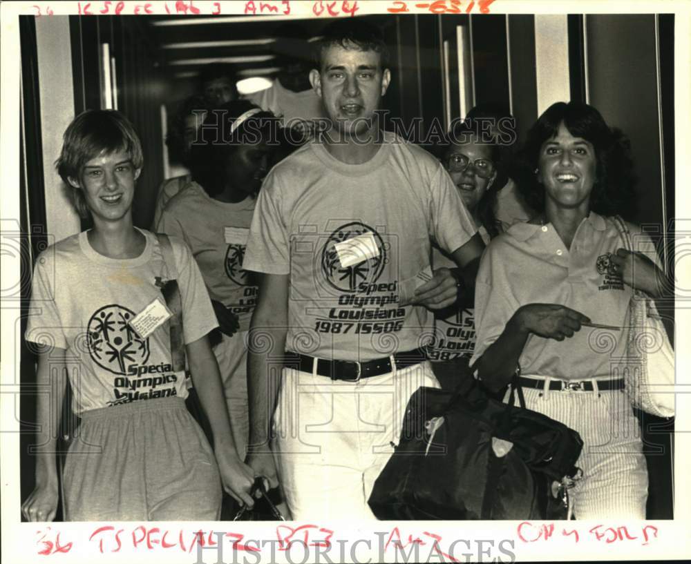 1987 Press Photo Participants in Special Olympics athletic games in South Bend- Historic Images