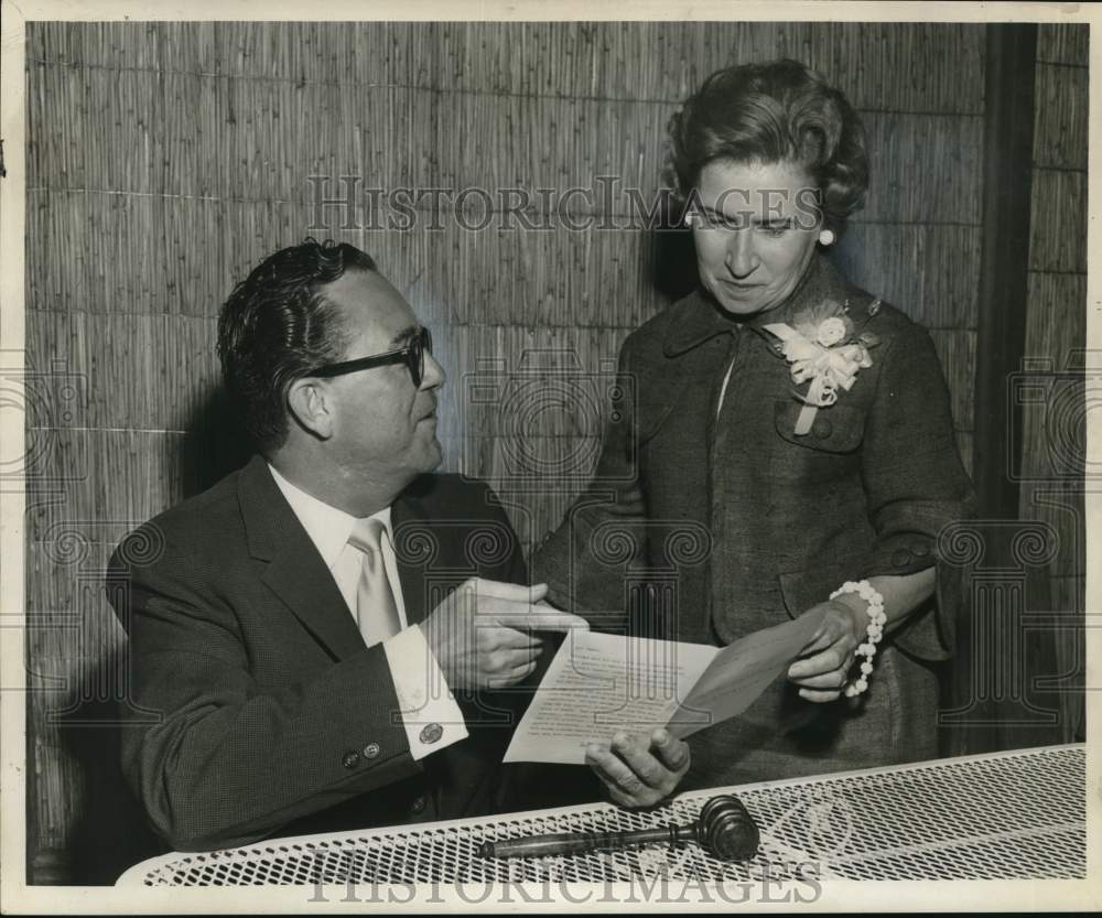 1961 Press Photo New officers of Hotel Greeters of America. - noc63514
