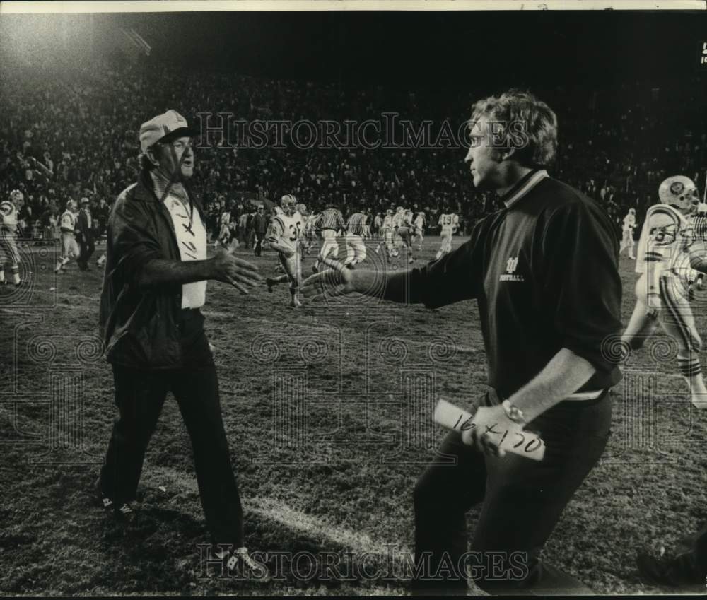 1977 Press Photo Larry Smith, head football University of Arizona- Historic Images