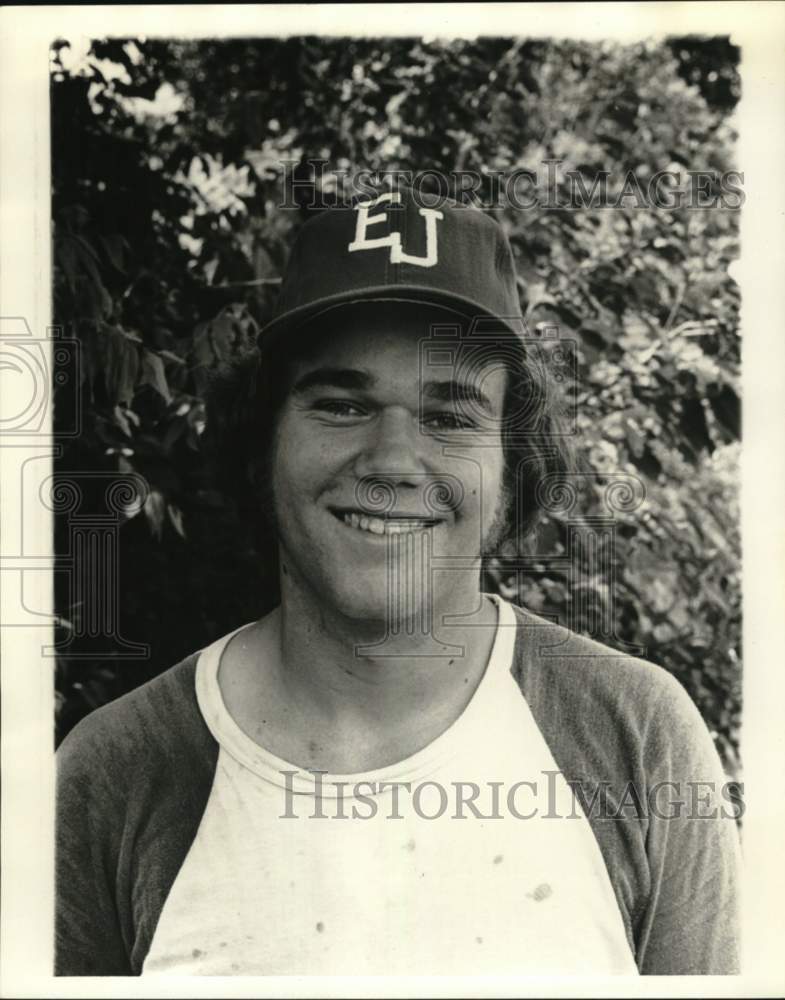 1975 Press Photo Bob Valenziano, EJ catcher - noc64859- Historic Images