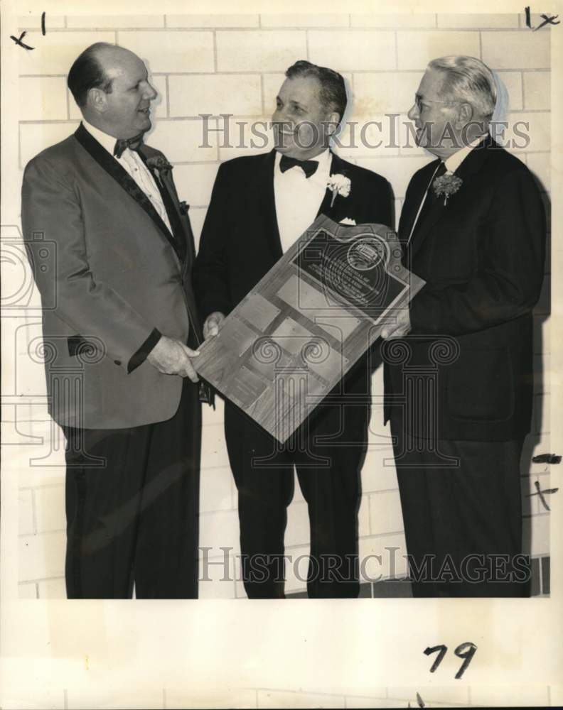 1968 Press Photo Police Jury President Valentine Riess, is presented plaque.