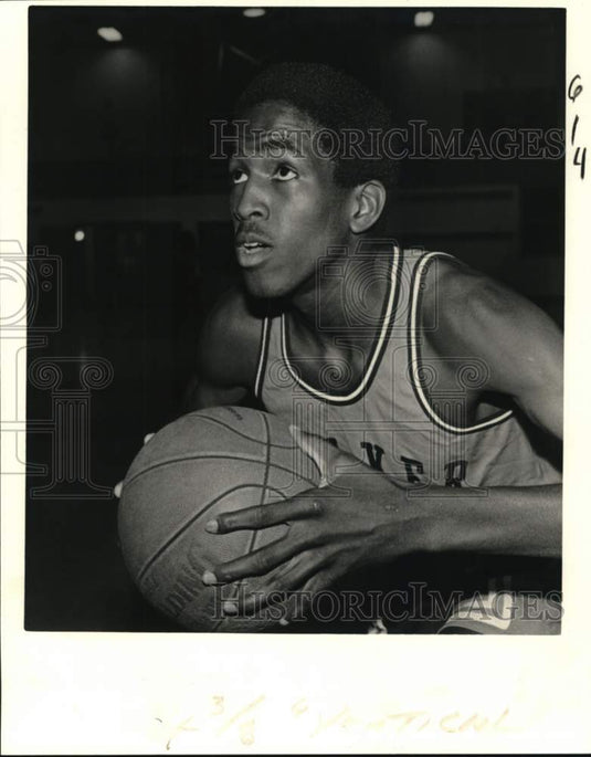 1982 Press Photo Basketball player Darryl Stockman of John Leyton Walker High- Historic Images