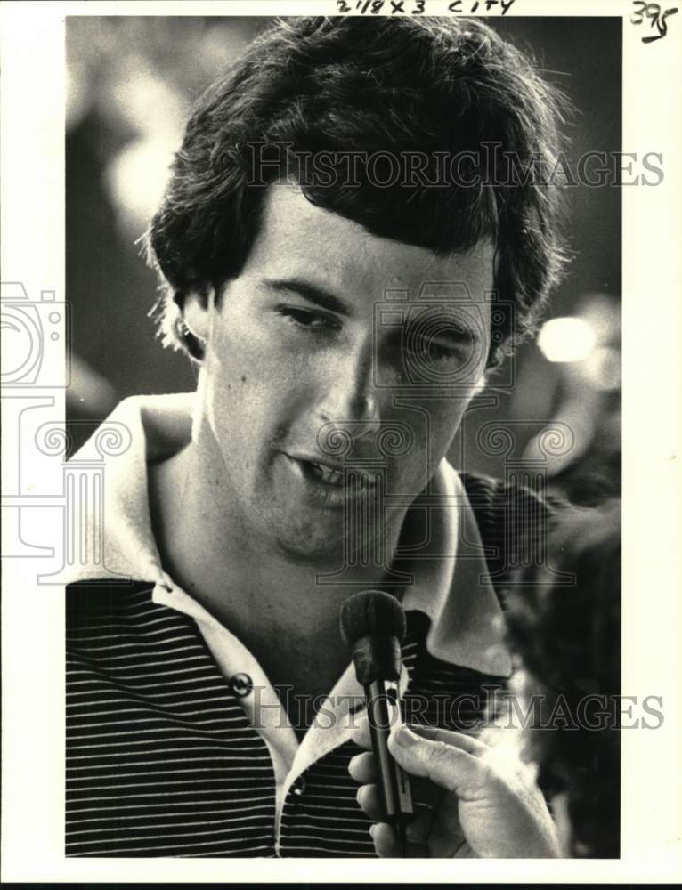 1979 Press Photo Golfer Curtis Strange displays his speaking style - noc66859- Historic Images