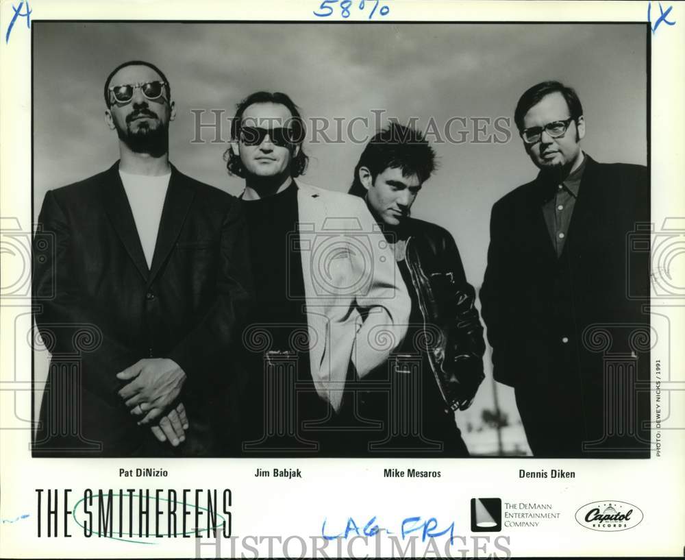 1991 Press Photo &quot;The Smithereens&quot; shot at an angle against the sky - noc67724