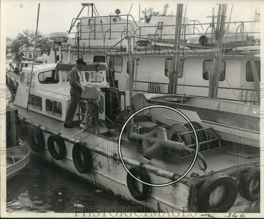 1964 Press Photo Boat with the "Fish" a metallic sounding device to find plane