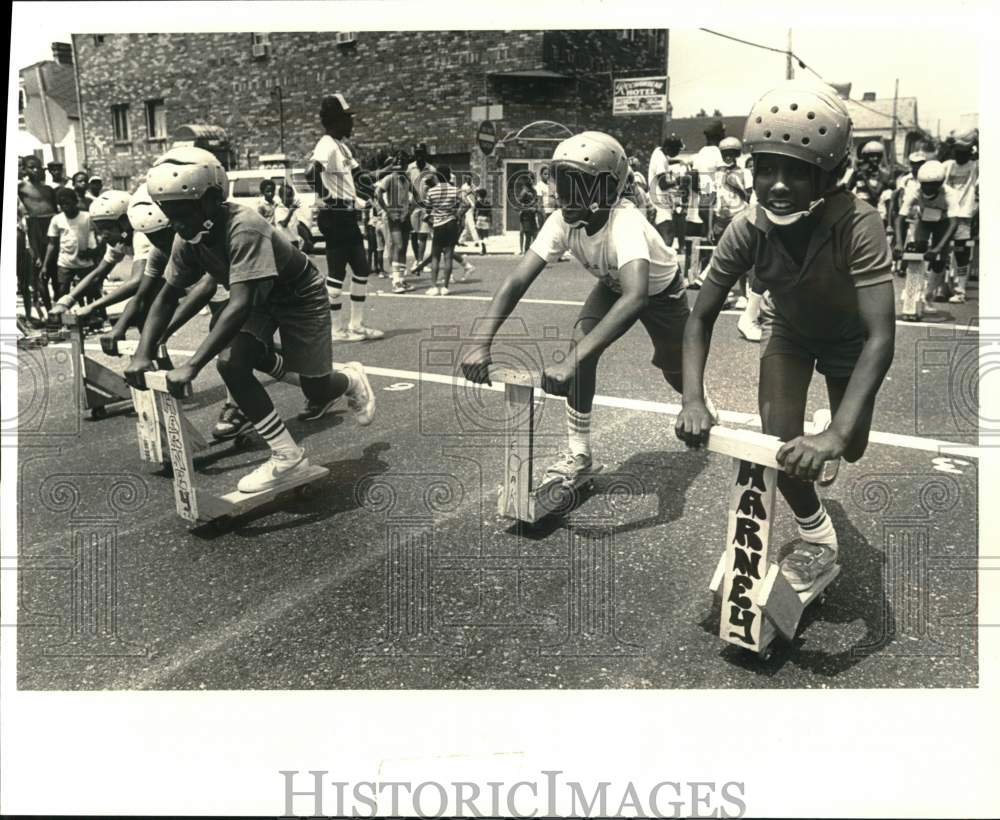 1984 Press Photo NORD Skate Mobile racers whizz away from the starting line.- Historic Images