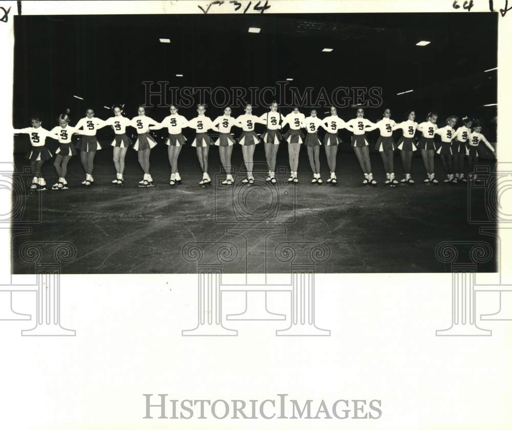 1971 Press Photo The Squirt Squad presents their routine skate - noc69183- Historic Images