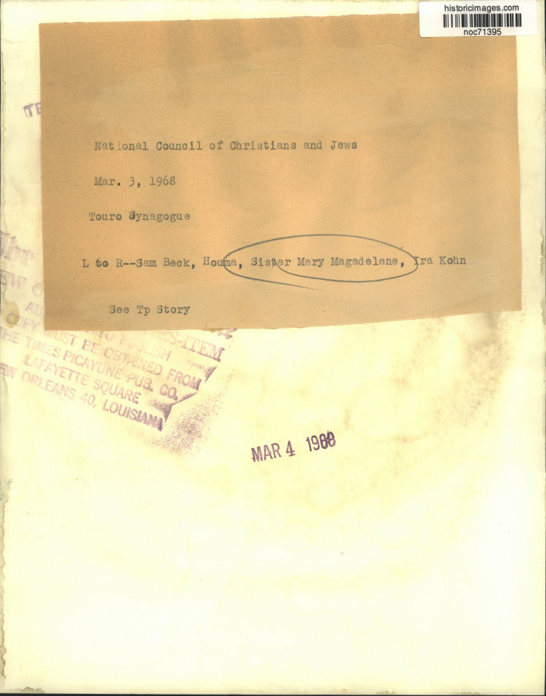 1968 Press Photo Sister Mary Magdalene and member of Touro Synagogue