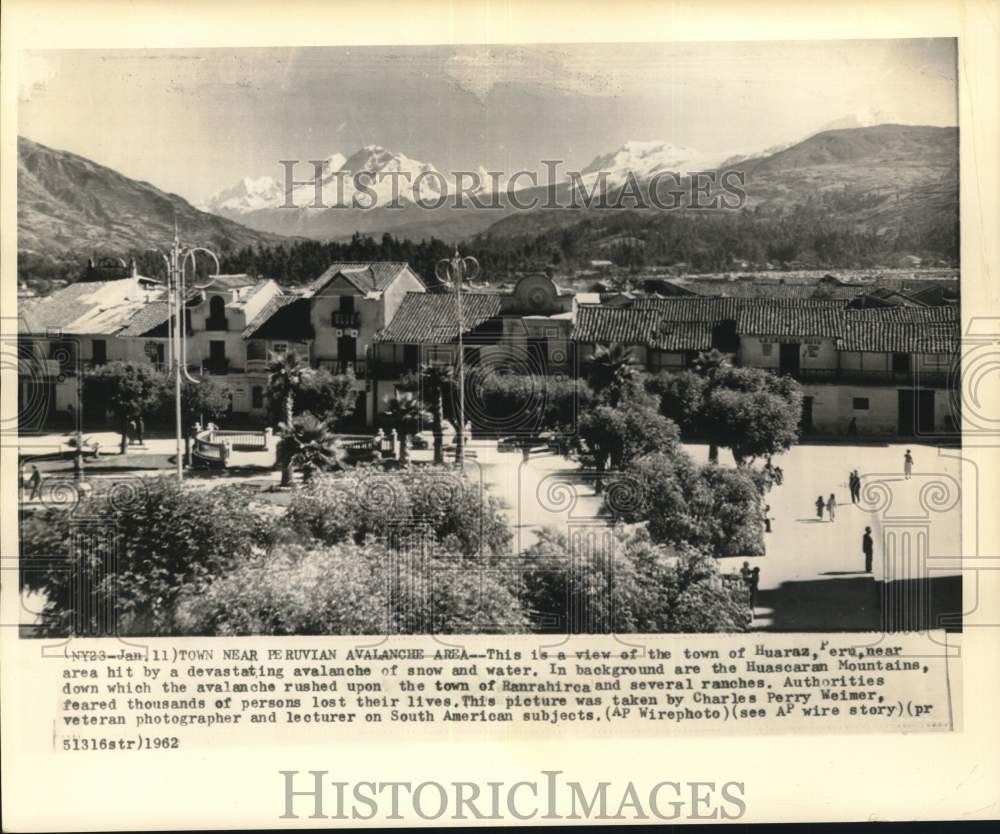 1962 Press Photo General view of the town of Huaraza, Peru - noc77639- Historic Images