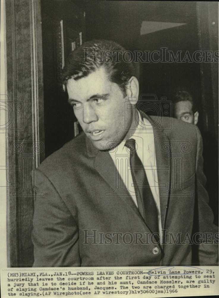 1966 Press Photo Melvin Lane Powers leaves the courtroom in Miami, Florida- Historic Images