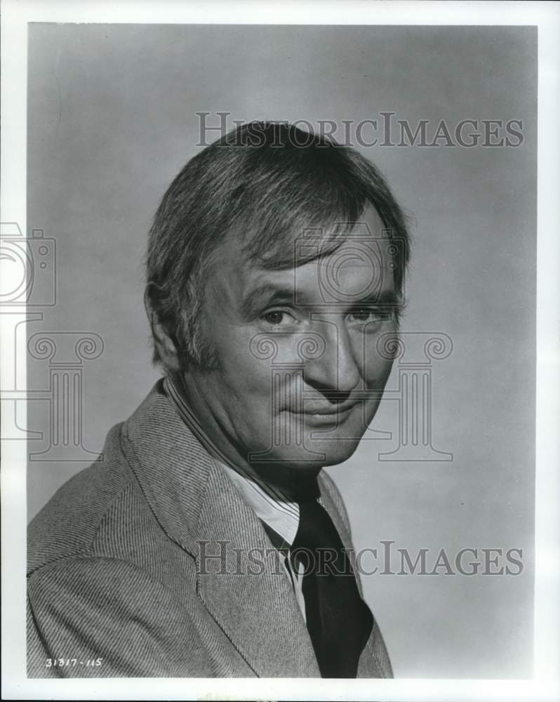 1972 Press Photo Bobby Troup stars as Doctor Joe Early in &quot;Emergency!&quot;- Historic Images