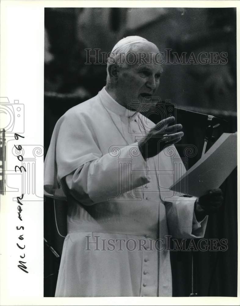 1987 Press Photo Pope John Paul II visits New Orleans - noc88333- Historic Images