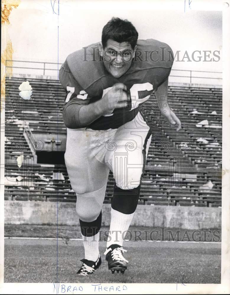 1967 Press Photo St. Aloysius Tackle Brad Theard in District 5-AAA football game- Historic Images