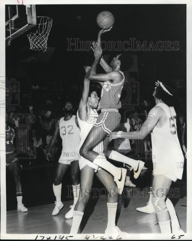 1978 Press Photo Basketball players during the Dillard-Xavier game at Xavier- Historic Images