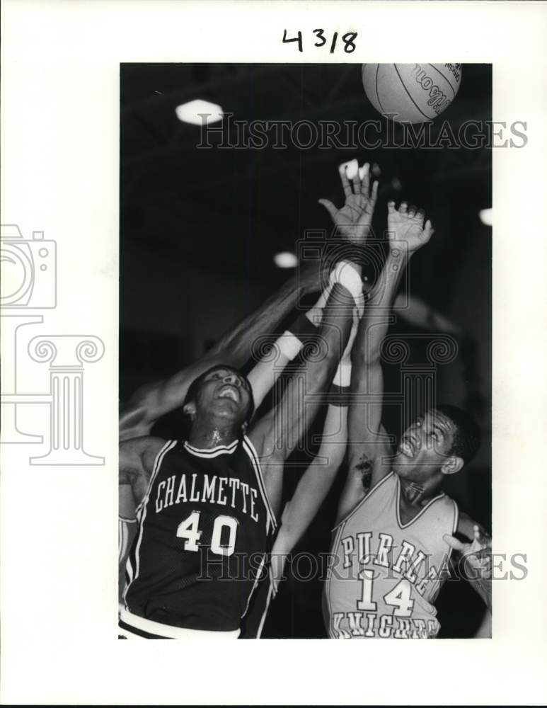 1984 Press Photo District 11-AAAA game in the Purple Knights&#39; gymnasium- Historic Images