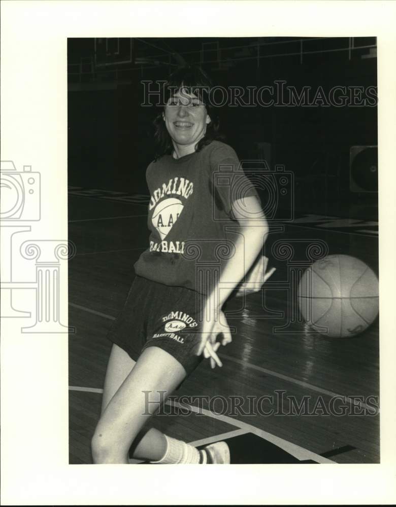 1982 Press Photo Karla Thompson, Domino&#39;s AAU basketball player - noc93723- Historic Images