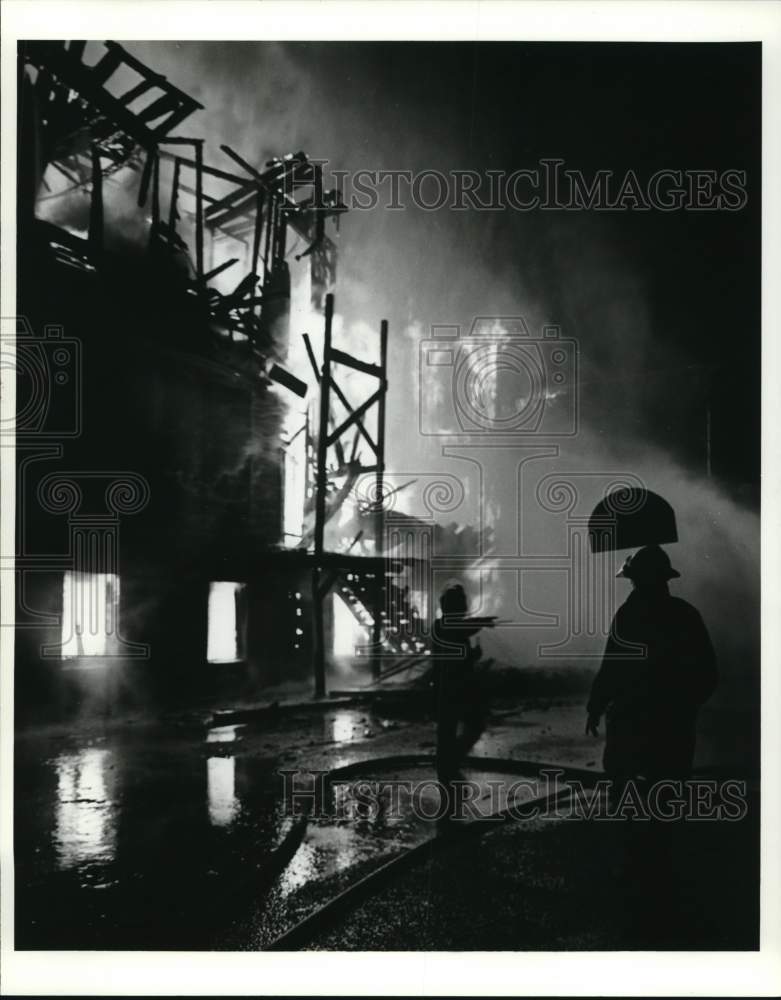 1965 Press Photo Albert Wicker School is on fire- Historic Images