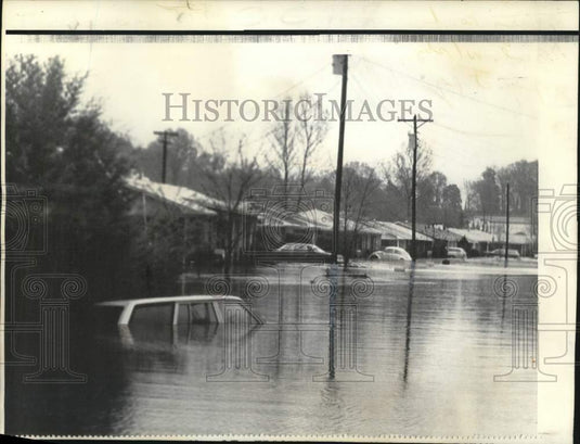 1974 Press Photo Homes in south Vicksburg subdivision flooded during heavy rains- Historic Images
