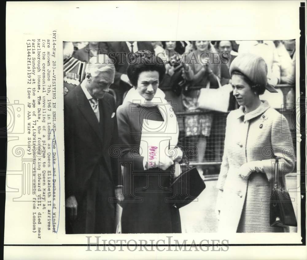 1972 Press Photo The Duke and Duchess of Windsor meet with Queen Elizabeth II- Historic Images