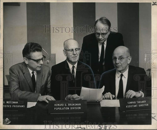 1966 Press Photo Washington census bureau officials attend meeting at Tulane- Historic Images