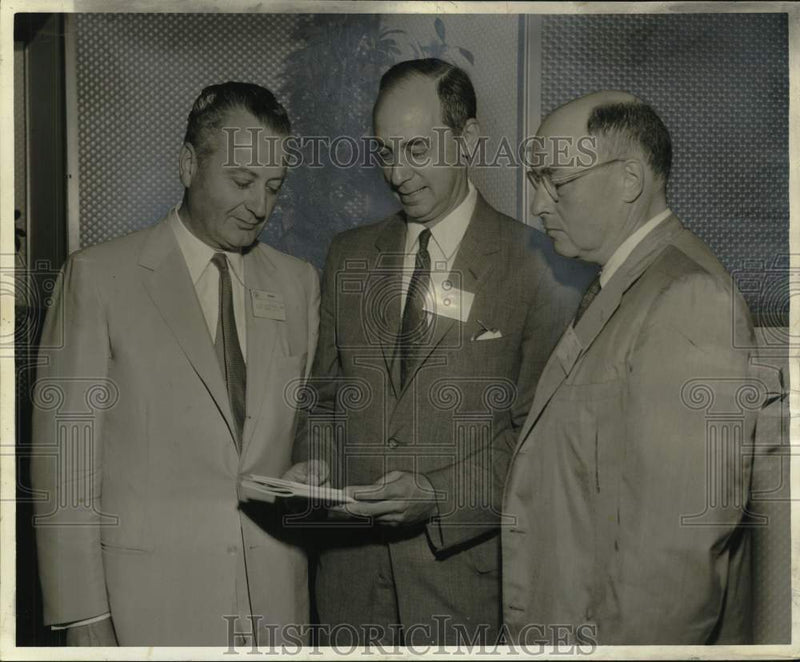 Load image into Gallery viewer, 1961 Press Photo Panelists at the opening session of Plastic Surgery Convention
