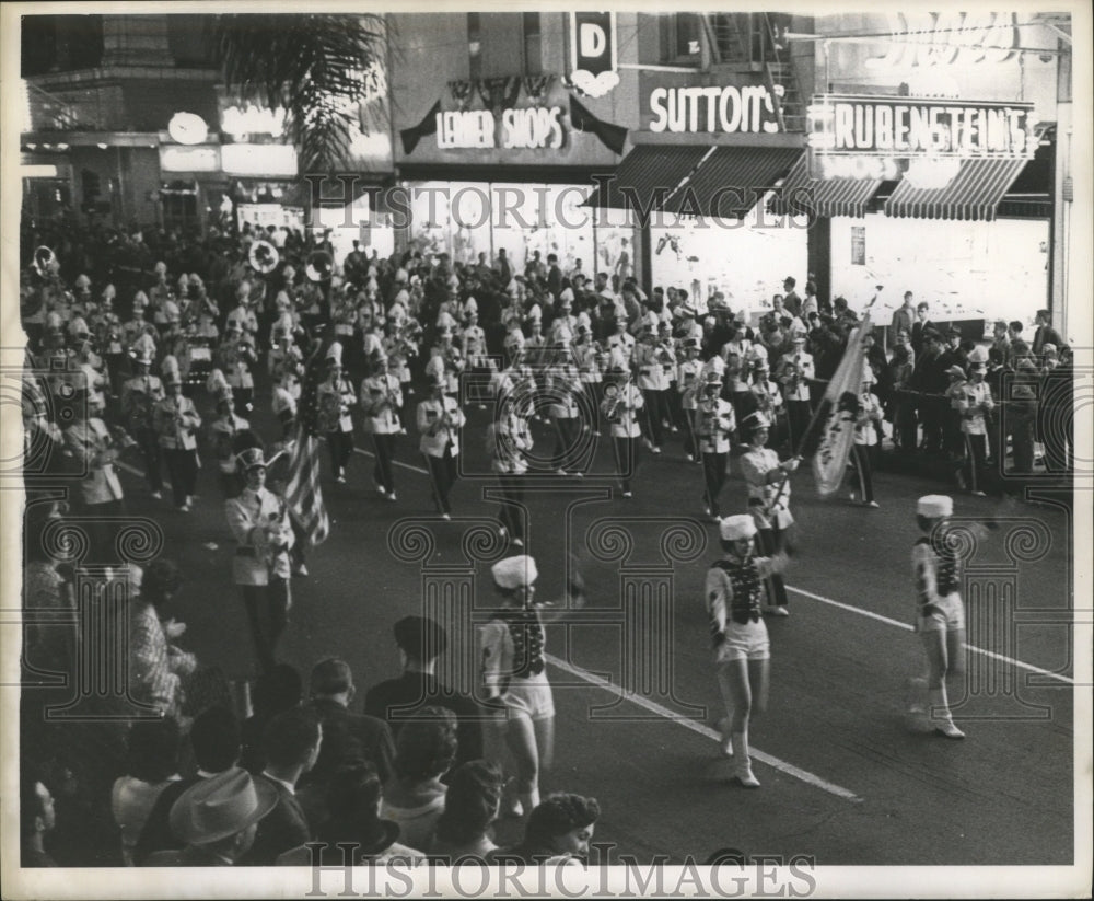 1961 Press Photo Mardi Gras Hermes Parade Marching Band- Historic Images