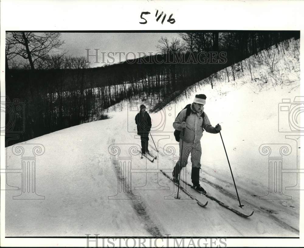 1985 Press Photo Cross-Country Skiers in Allegheny Mountains - nod00731- Historic Images